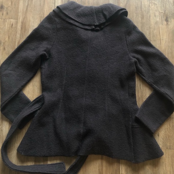 Willi Smith Ruffled Deep-V Wrap Sweater - Picture 3 of 8